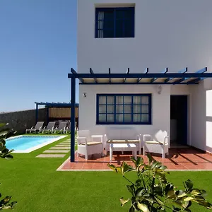 https://villa-lobos.in-canary-islands.com